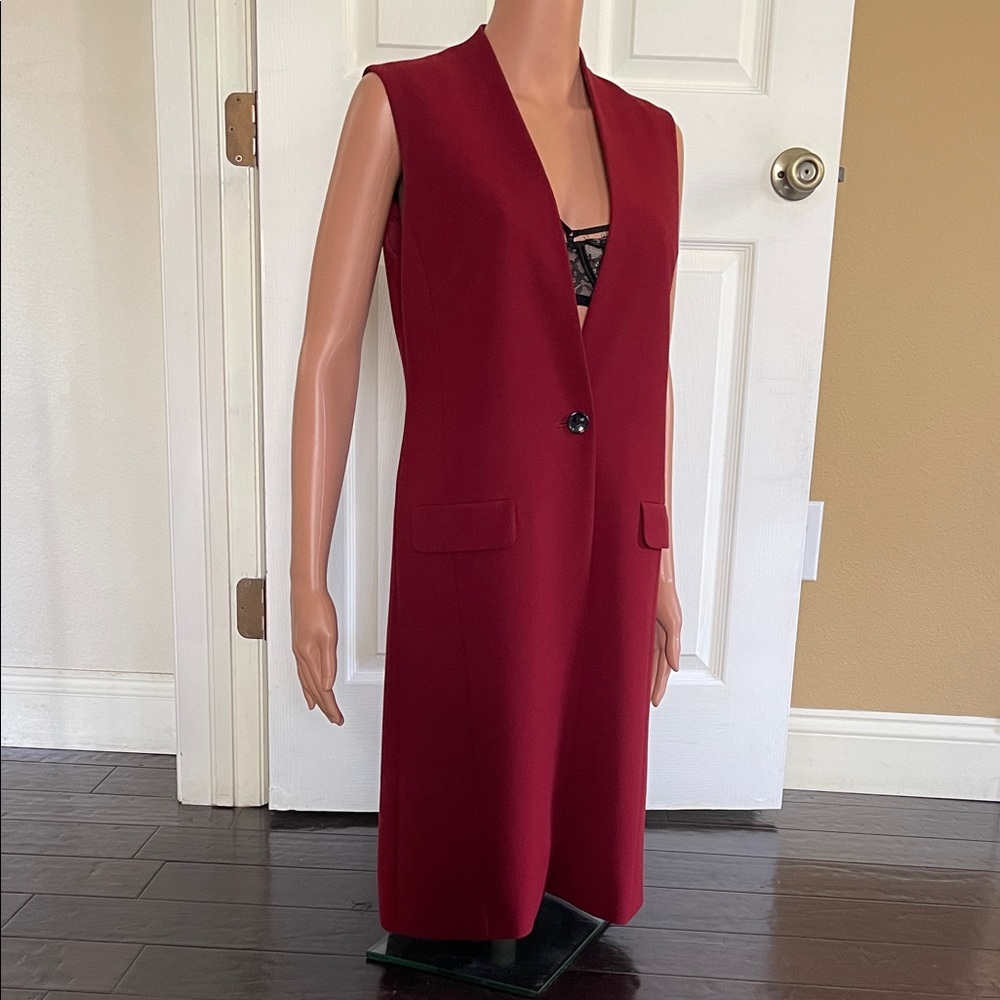 Neiman Marcus Classic Sleeveless Red Vest with Button Detail women size Small